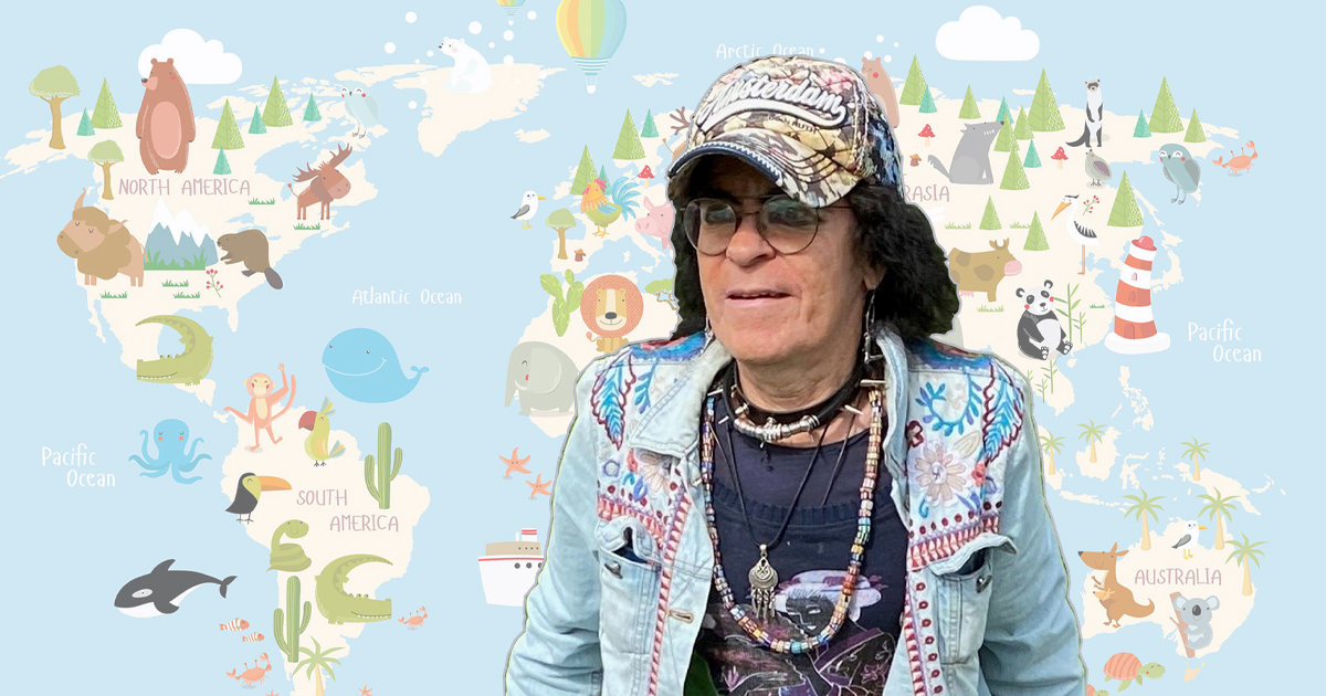 Sven Melin framför världskartan